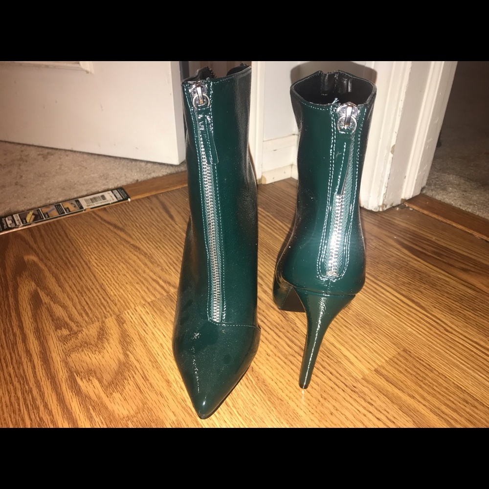 Emerald healed boot .Brand New !